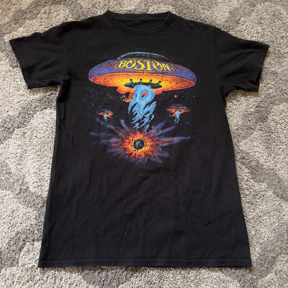 Rock Band Boston Tee | Women’s XS